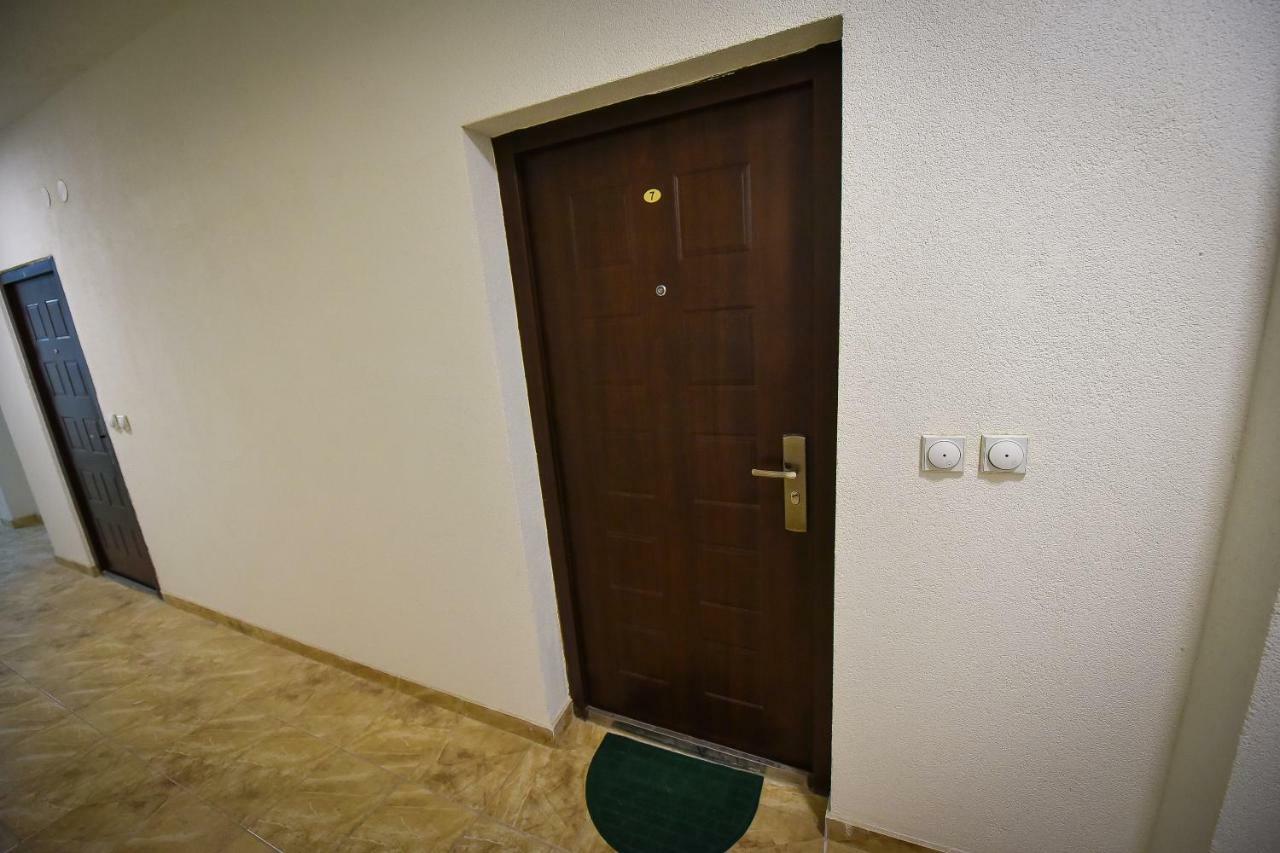 Urban Apartment Ni Kültér fotó